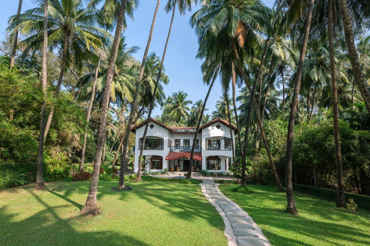 Saffronstays Thalassea, Alibaug - Picturesque Sea-Facing Villa With Colonial Decor อลีบาก ภายนอก รูปภาพ