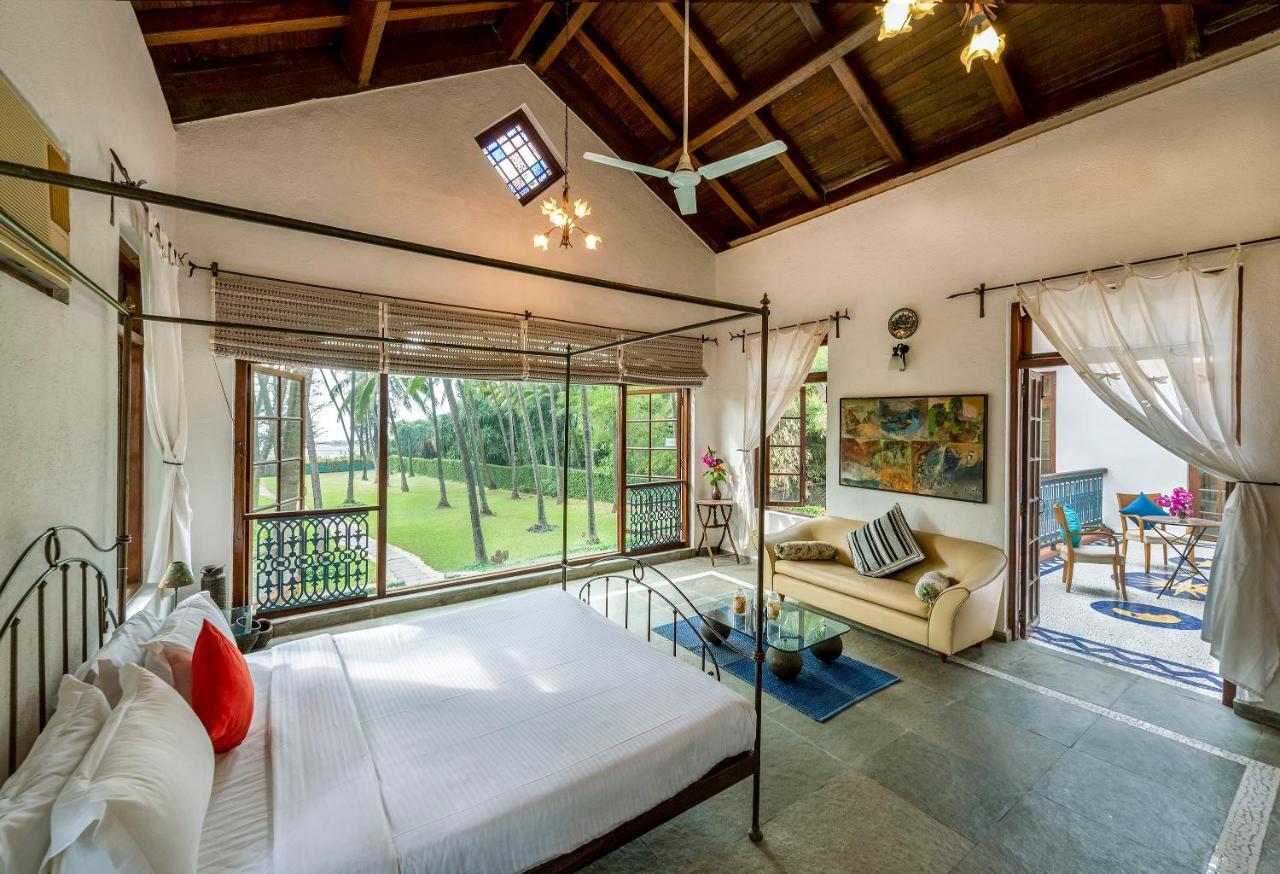 Saffronstays Thalassea, Alibaug - Picturesque Sea-Facing Villa With Colonial Decor อลีบาก ภายนอก รูปภาพ